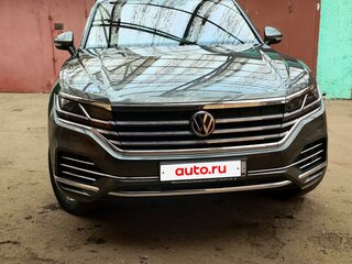 2020 Volkswagen Touareg III, серый, 6890000 рублей, вид 1