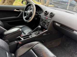 2005 Audi A3 II (8P) Рестайлинг 1, чёрный, 380000 рублей, вид 3