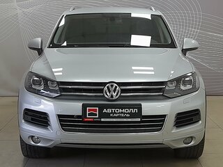 2012 Volkswagen Touareg II, серебристый, 1979000 рублей, вид 3