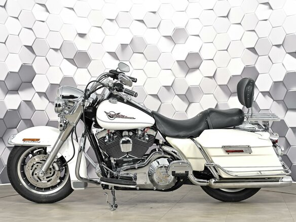 2006 Harley-Davidson Road King, белый, 777000 рублей - вид 3