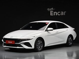 2026 Hyundai Avante VII Рестайлинг, белый, 2500678 рублей, вид 1