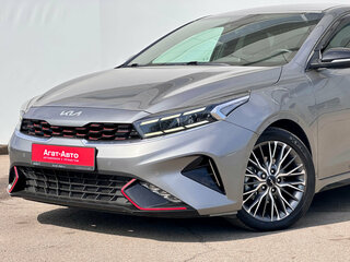 2021 Kia Cerato IV Рестайлинг, серый, 1990000 рублей, вид 3