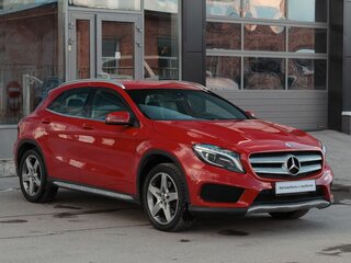 2015 Mercedes-Benz GLA 250 I (X156), красный, 1460000 рублей, вид 3