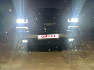 2004 Chevrolet Tahoe II, чёрный, 1500000 рублей, вид 3