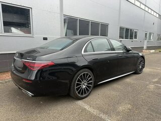 2021 Mercedes-Benz S-Класс 450 Long 4MATIC VII (W223), чёрный, 13950000 рублей, вид 3