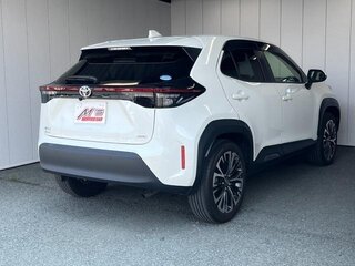 2022 Toyota Yaris Cross I, белый, 1680548 рублей, вид 4