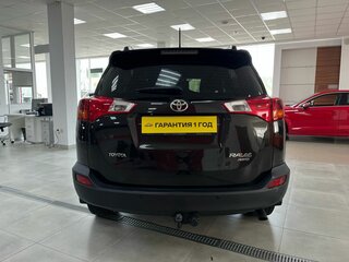 2015 Toyota RAV4 IV (XA40), чёрный, 2185000 рублей, вид 4