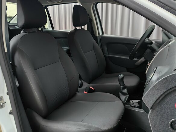 2018 Renault Logan II Рестайлинг, белый - вид 6