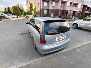 2005 Mitsubishi Grandis I, серебристый, 850000 рублей, вид 2