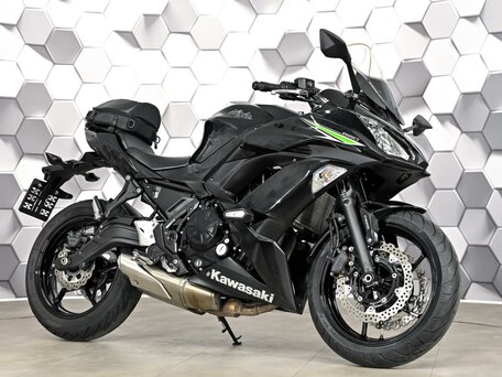 2017 Kawasaki Ninja 650, чёрный, 755000 рублей, вид 1