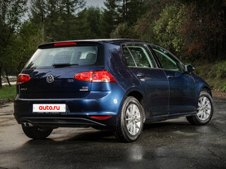 2014 Volkswagen Golf VII, синий, 1150000 рублей, вид 4