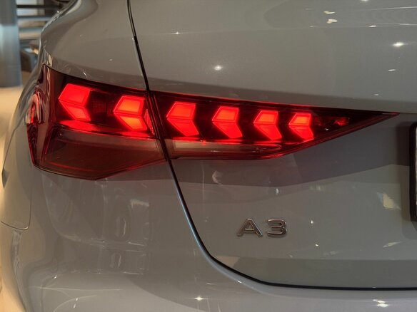2026 Audi A3 Sportback 35 TFSI IV (8Y) Рестайлинг, серый, 4350000 рублей - вид 10