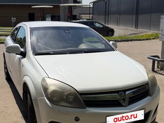 2010 Opel Astra GTC H Рестайлинг, белый, 450000 рублей, вид 2