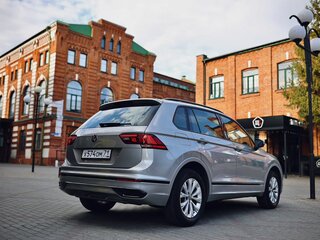 2020 Volkswagen Tiguan II Рестайлинг, серый, 2550000 рублей, вид 5