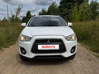 2013 Mitsubishi ASX I Рестайлинг, белый, 1050000 рублей, вид 2