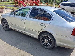 2012 Skoda Octavia II (A5) Рестайлинг, серебристый, 390000 рублей, вид 3