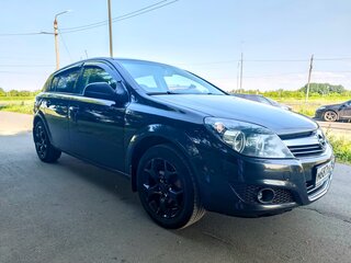 2011 Opel Astra H Рестайлинг, чёрный, 550000 рублей, вид 1