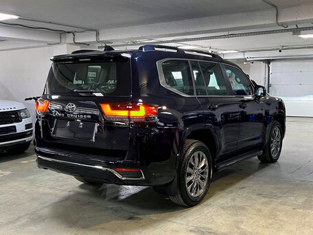 2026 Toyota Land Cruiser 300 Series, чёрный, 18050000 рублей, вид 4