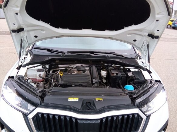 2021 Skoda Octavia IV (A8), белый, 1720000 рублей - вид 15
