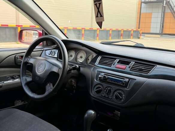 2004 Mitsubishi Lancer IX, красный - вид 10