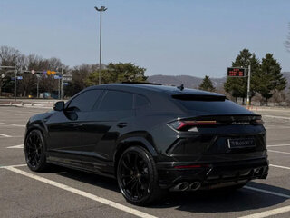 2023 Lamborghini Urus I, чёрный, 23600000 рублей, вид 3