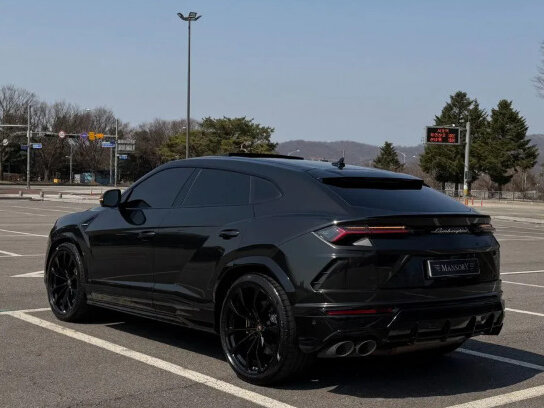 2023 Lamborghini Urus I, чёрный, 23600000 рублей - вид 2