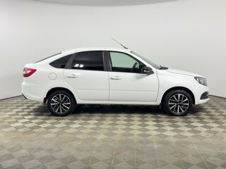 2024 Lada (ВАЗ) Granta I Рестайлинг, белый, 899900 рублей, вид 5