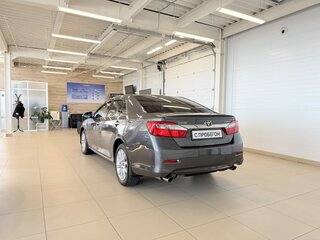 2012 Toyota Camry VII (XV50), серый, 1949900 рублей, вид 4