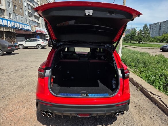 2020 Geely Coolray I, красный, 1800000 рублей - вид 8