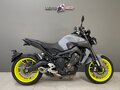 2017 Yamaha MT-09 (FZ-09), серый, 840000 рублей