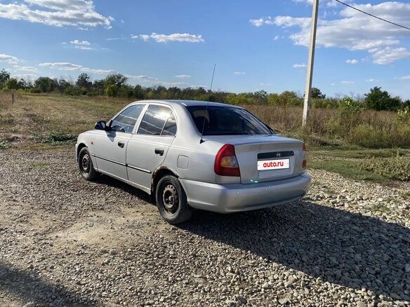 2006 Hyundai Accent ТагАЗ II, серебристый, 270000 рублей - вид 2