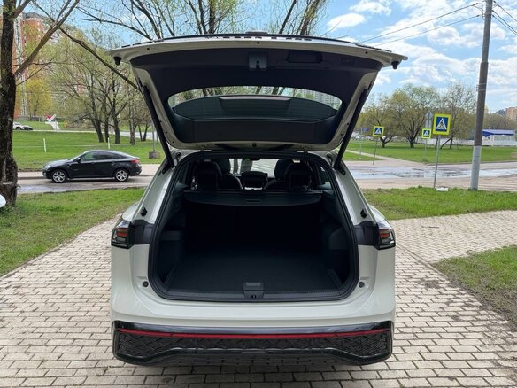 2026 Volkswagen Tiguan L Pro III (China Market), серый, 4997000 рублей - вид 11