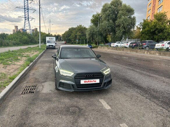 2018 Audi A3 III (8V) Рестайлинг, серый - вид 3