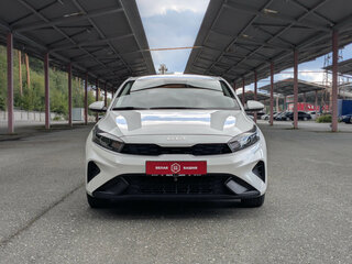 2022 Kia Cerato IV Рестайлинг, белый, 2299500 рублей, вид 3