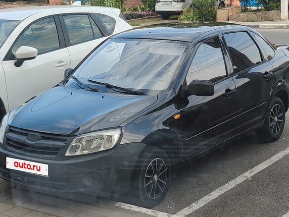 2012 Lada (ВАЗ) Granta I, серебристый, 280000 рублей