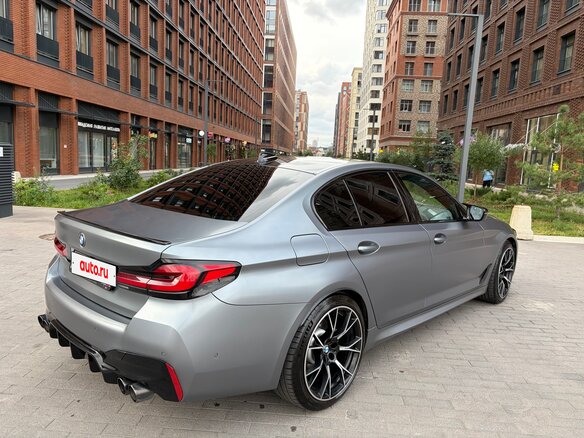 2020 BMW 5 серии 520d xDrive VII (G30/G31/G38) Рестайлинг, серый - вид 4
