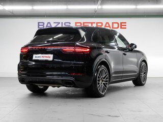 2019 Porsche Cayenne III, чёрный, 6350000 рублей, вид 5