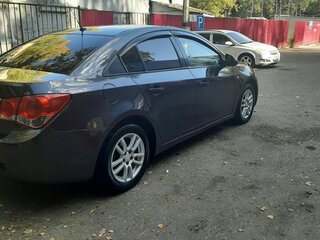 2010 Chevrolet Cruze I, серый, 530000 рублей, вид 4
