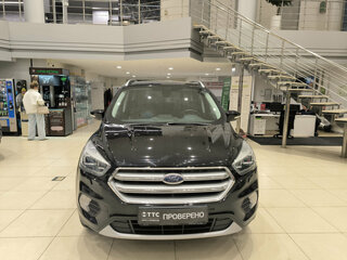 2017 Ford Kuga II Рестайлинг, чёрный, 1530000 рублей, вид 2