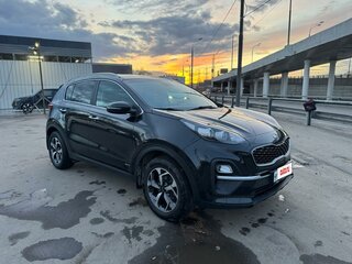 2022 Kia Sportage IV Рестайлинг, чёрный, 3000000 рублей, вид 5