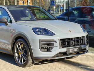 2026 Porsche Cayenne GTS Coupé III Рестайлинг, серый, 38980000 рублей, вид 5