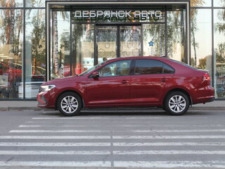 2021 Volkswagen Polo VI, красный, 1745000 рублей, вид 3