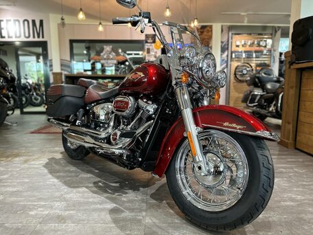 2023 Harley-Davidson Heritage, пурпурный, 2350000 рублей, вид 4