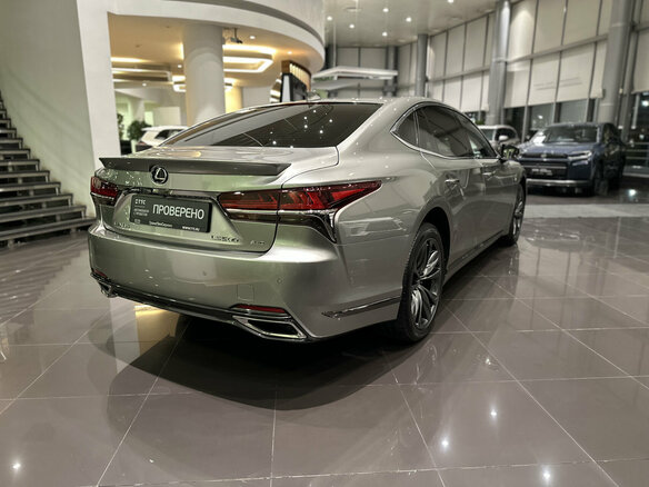 2018 Lexus LS 500 V, серый, 7478000 рублей - вид 4