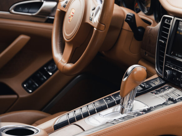 2014 Porsche Panamera GTS I Рестайлинг, синий, 3500000 рублей - вид 34