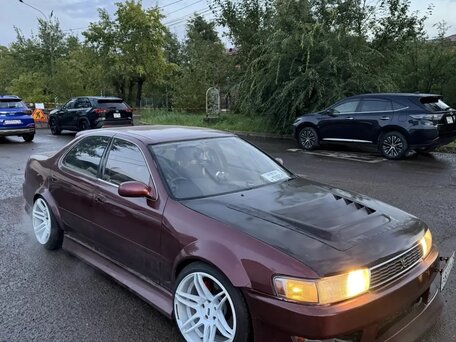 1989 Toyota Cresta III (X80), красный, 1090000 рублей, вид 3