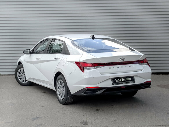 2022 Hyundai Elantra VII (CN7), белый, 1835000 рублей - вид 5