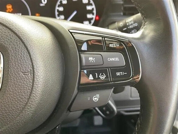 2023 Honda Vezel II, белый, 1690000 рублей - вид 9