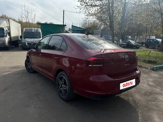 2022 Volkswagen Polo VI, красный, 1700000 рублей, вид 5