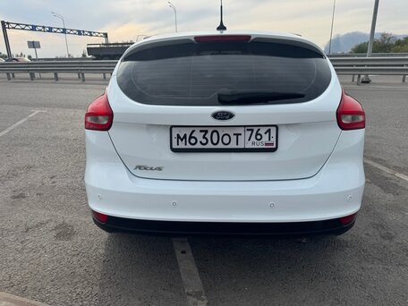 2018 Ford Focus III Рестайлинг, белый, 965000 рублей, вид 4